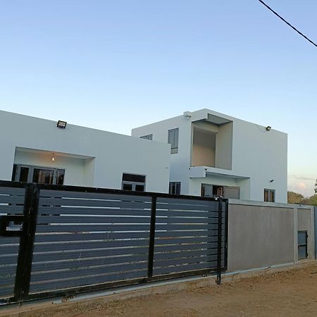 Cozy Lodge กรองด์โกล์บ ภายนอก รูปภาพ